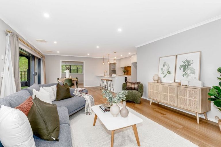 Photo of property in 11 Te Hoiere Street, Aotea, Porirua, 5024