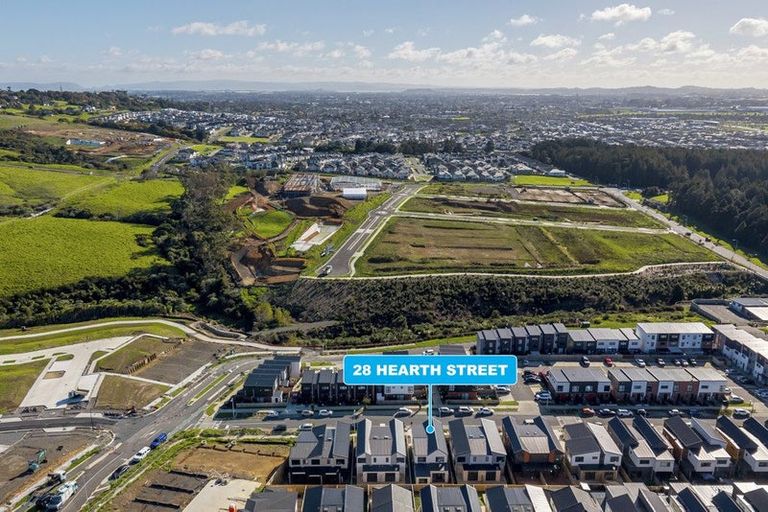 Photo of property in 28 Hearth Street, Flat Bush, 2019