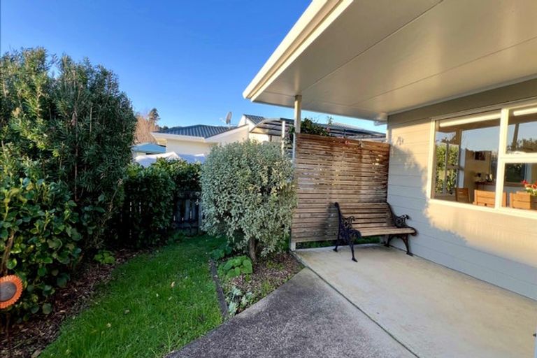 Photo of property in 4 Allman Drive, Coromandel, 3506