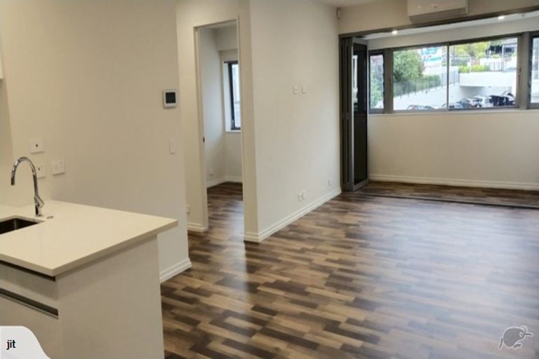 Photo of property in 9/46 Wellington Street, Howick, Auckland, 2014