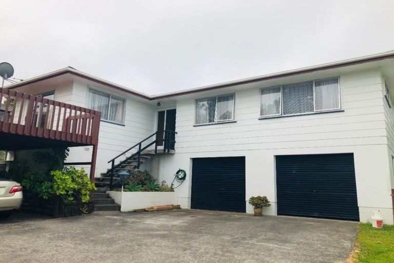 Photo of property in 23 Regency Place, Sunnynook, Auckland, 0632
