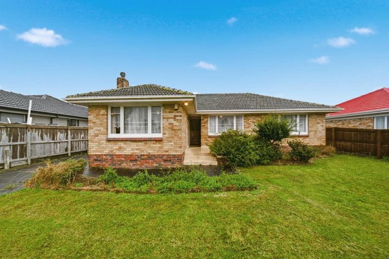Photo of property in 64 Puhinui Road, Manukau, Auckland, 2104