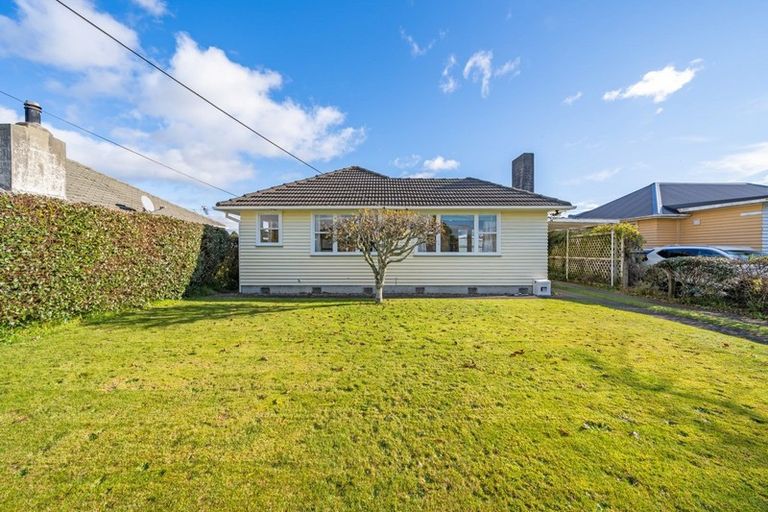 Photo of property in 35 Clyma Street, Elderslea, Upper Hutt, 5018