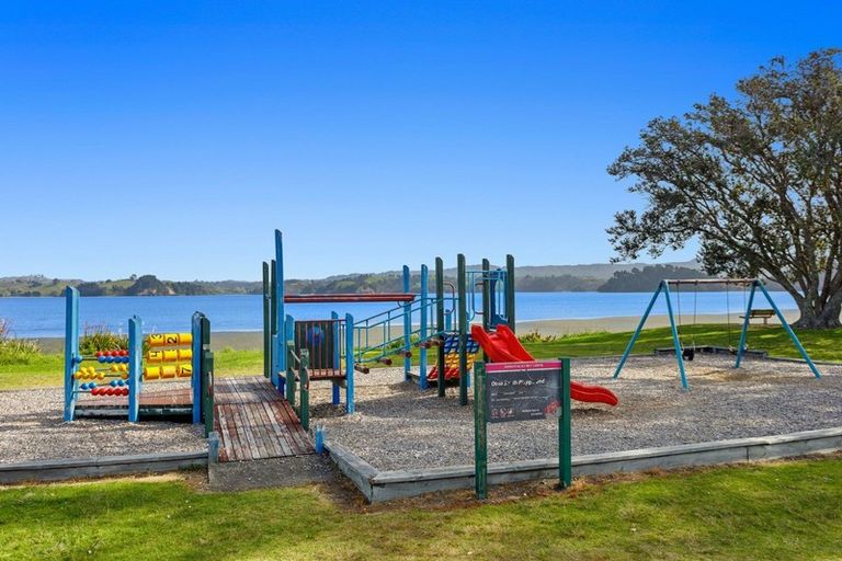 Photo of property in 263a Harbour Road, Ohope, 3121