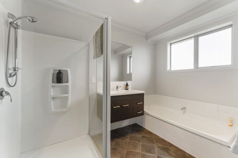 Photo of property in 29 Majestic Chance, Seaward Bush, Invercargill, 9812