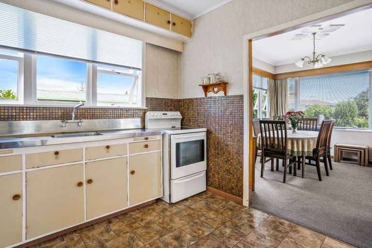 Photo of property in 101 Lincoln Road, Henderson, Auckland, 0610