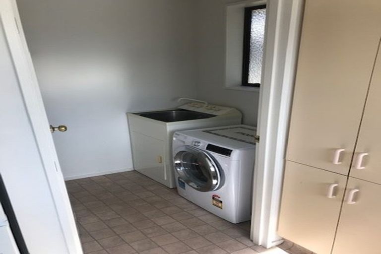 Photo of property in 7 Farm Lane, Parklands, Christchurch, 8083