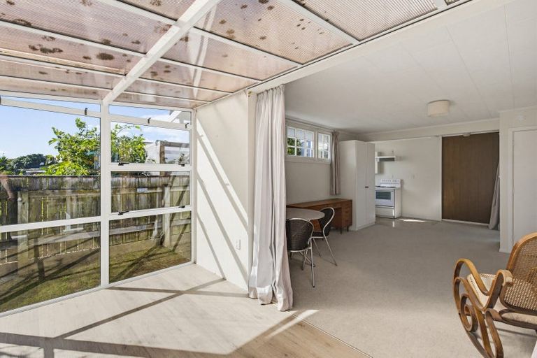 Photo of property in 6 Teoti Street, Paraparaumu Beach, Paraparaumu, 5032
