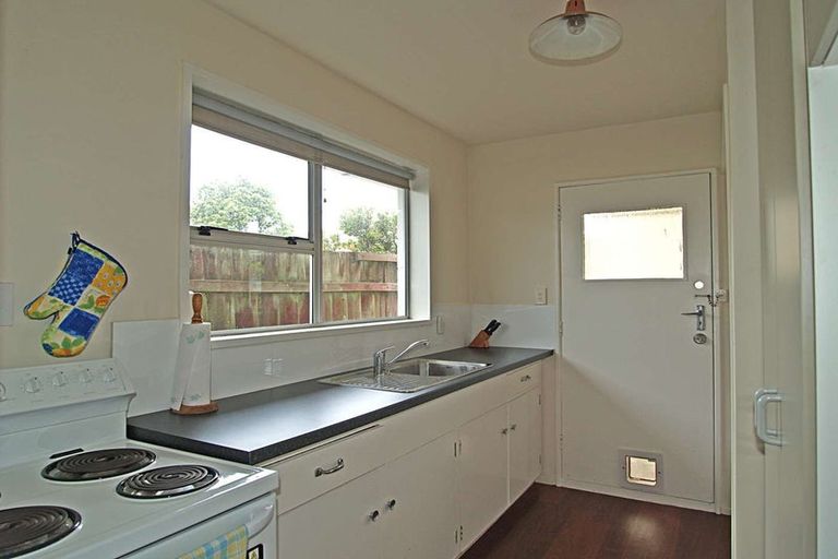 Photo of property in 2/145b Clarence Street, Riccarton, Christchurch, 8011