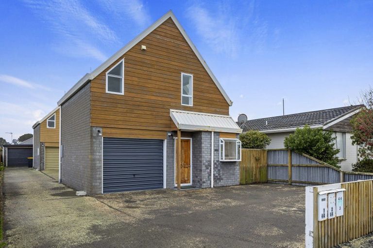 Photo of property in 1/44 Lonsdale Street, New Brighton, Christchurch, 8083