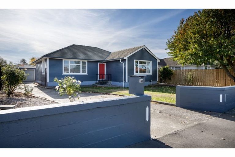 Photo of property in 28 Taurima Street, Hei Hei, Christchurch, 8042
