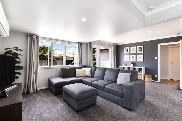 Photo of property in 6a Clare Street, Cambridge, 3434