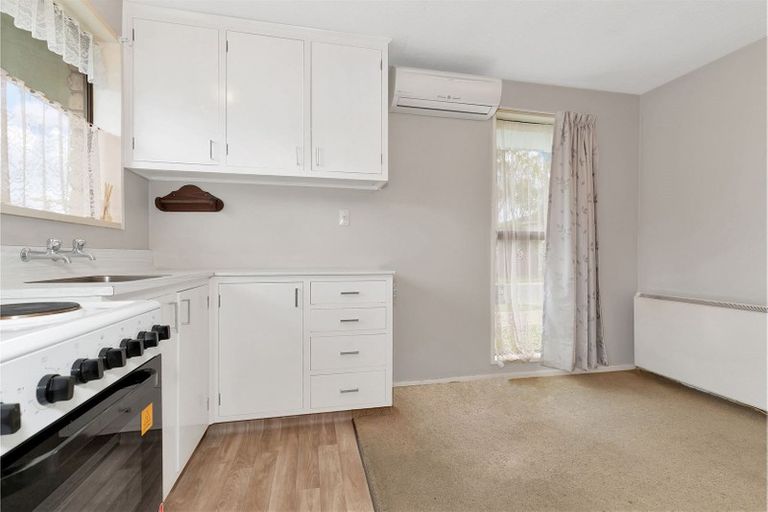 Photo of property in 1/9 Castile Place, Belfast, Christchurch, 8051