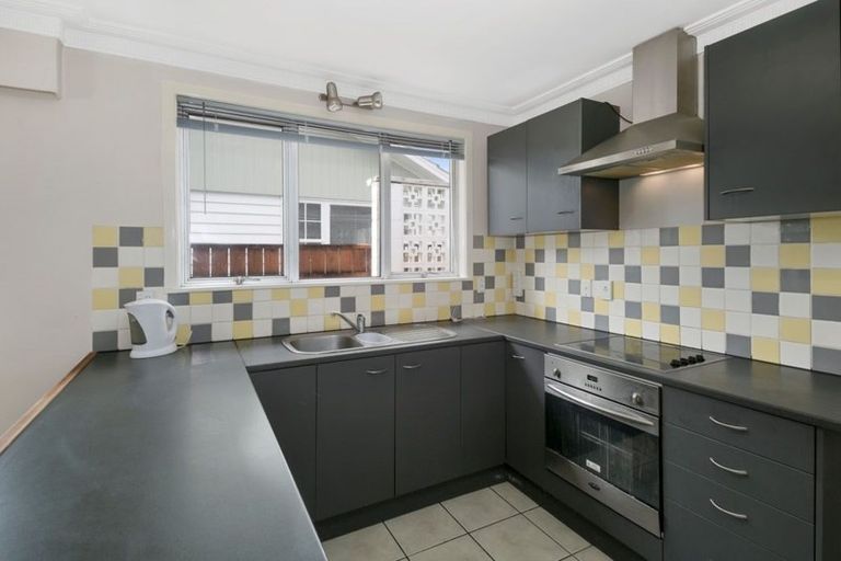 Photo of property in 40 Kebbell Grove, Epuni, Lower Hutt, 5011