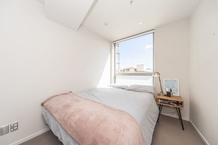 Photo of property in Soho Apartments, 902/74 Taranaki Street, Te Aro, Wellington, 6011