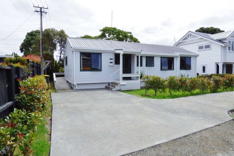 Photo of property in 103 The Esplanade, Manly, Whangaparaoa, 0930