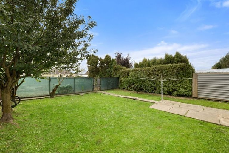 Photo of property in 182 Langdons Road, Northcote, Christchurch, 8052