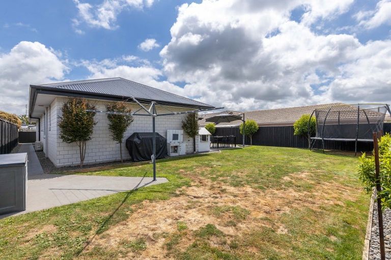 Photo of property in 19a Maire Street, Inglewood, 4330