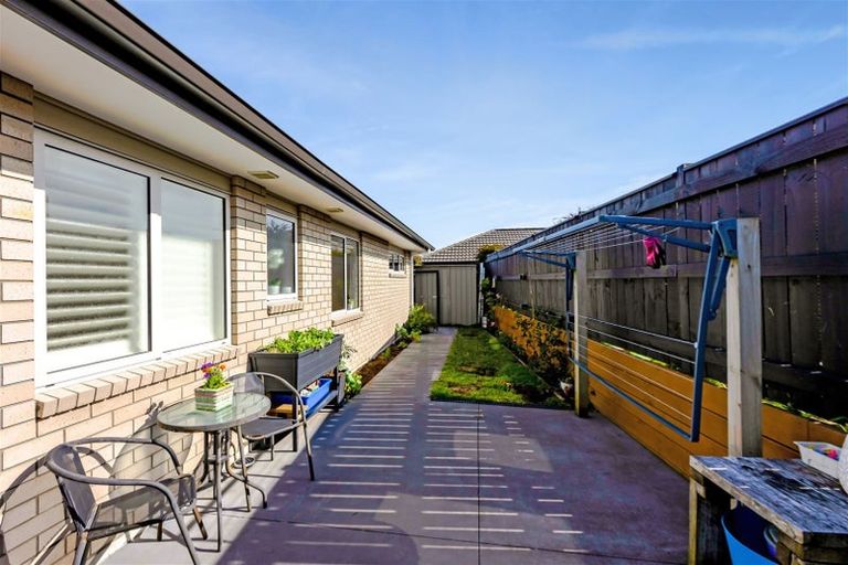 Photo of property in 18a Jules Crescent, Bell Block, New Plymouth, 4312