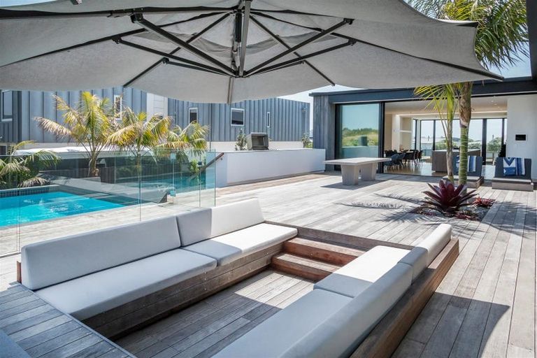 Photo of property in 78 Mangatawhiri Road, Omaha, 0986