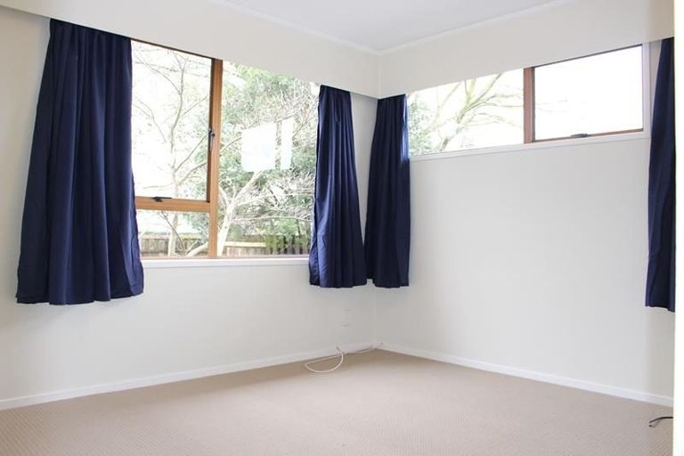 Photo of property in 44 Hyperion Drive, Randwick Park, Auckland, 2105