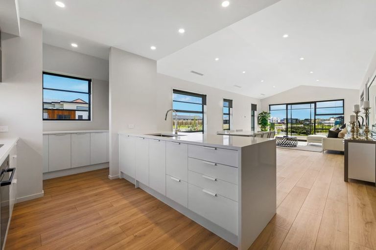 Photo of property in 51 Collier Drive, Halswell, Christchurch, 8025