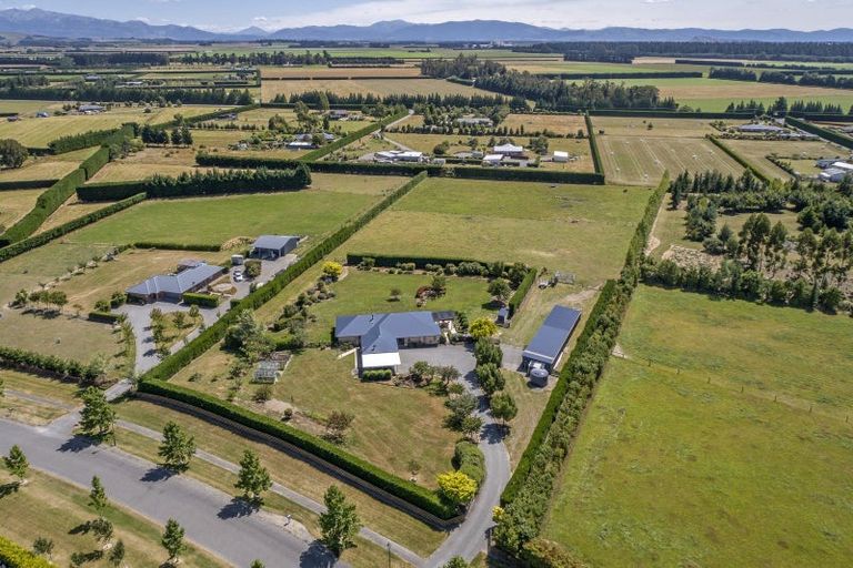 Photo of property in 9 Mulholland Drive, Darfield, 7571