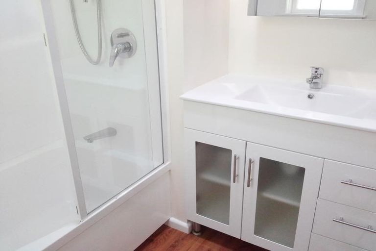 Photo of property in 19 Rawhiti Street, Vogeltown, New Plymouth, 4310