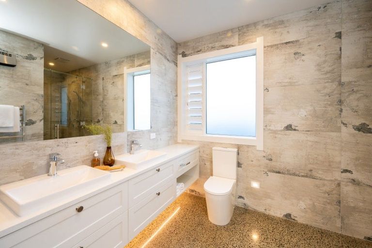 Photo of property in 4 Gage Lane, Havelock North, 4130