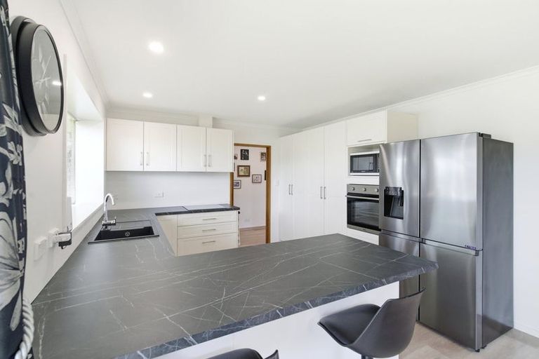 Photo of property in 8 Addison Place, Halswell, Christchurch, 8025