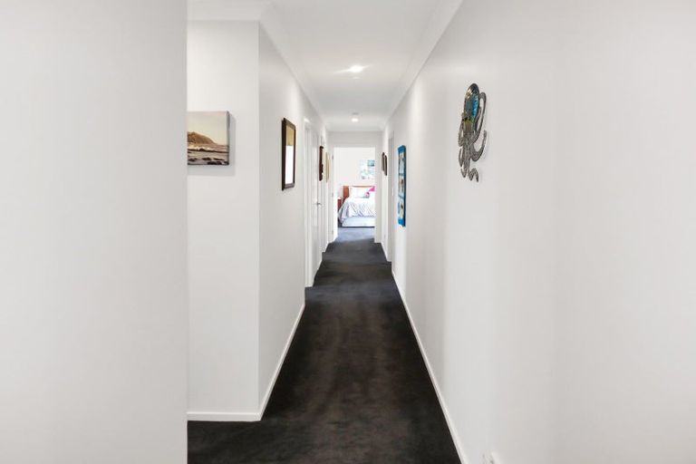 Photo of property in 10 Godwit Court, Foxton Beach, Foxton, 4815