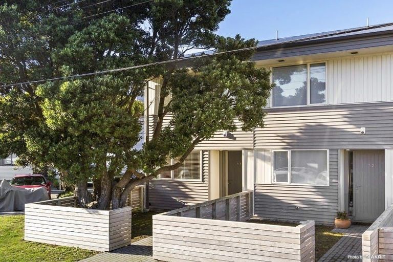 Photo of property in 11/2 Stone Street, Miramar, Wellington, 6022