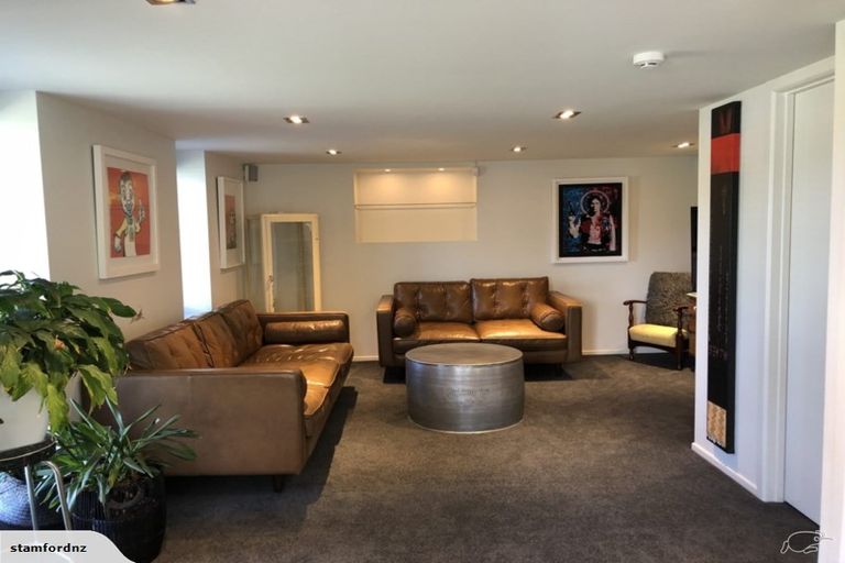 Photo of property in 46 Taupo Street, Green Bay, Auckland, 0604