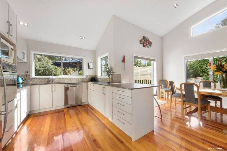 Photo of property in 203a Titirangi Road, Titirangi, Auckland, 0604