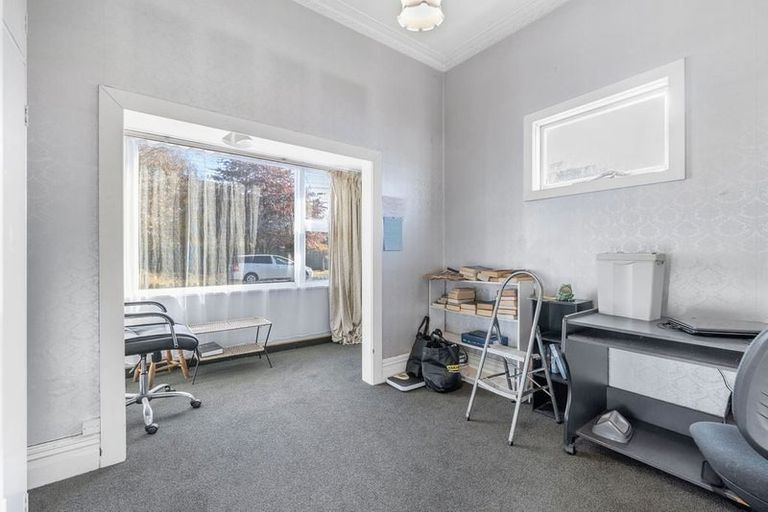 Photo of property in 26 Olliviers Road, Phillipstown, Christchurch, 8011