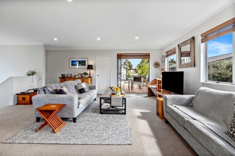 Photo of property in 141 Oceanview Road, Mount Maunganui, 3116