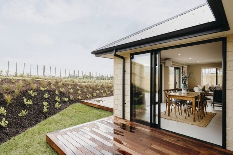 Photo of property in 6 Karearea Drive, Coastlands, Whakatane, 3120