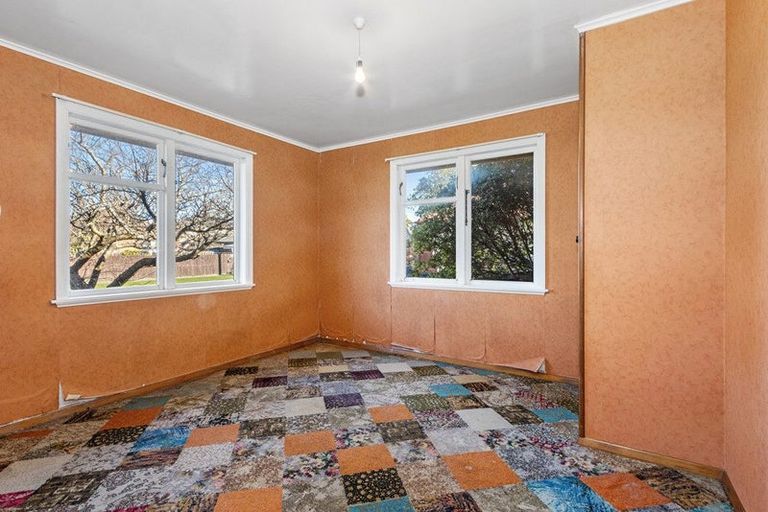 Photo of property in 14 Grosvenor Street, Redwood, Christchurch, 8051