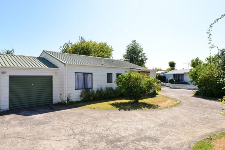 Photo of property in 2 Olwyn Green, Dinsdale, Hamilton, 3204