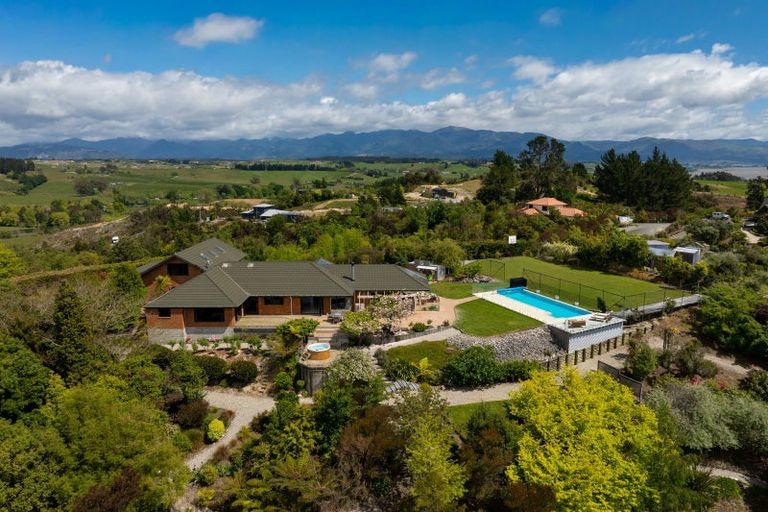 Photo of property in 82 Brooks View Heights, Tasman, Upper Moutere, 7173