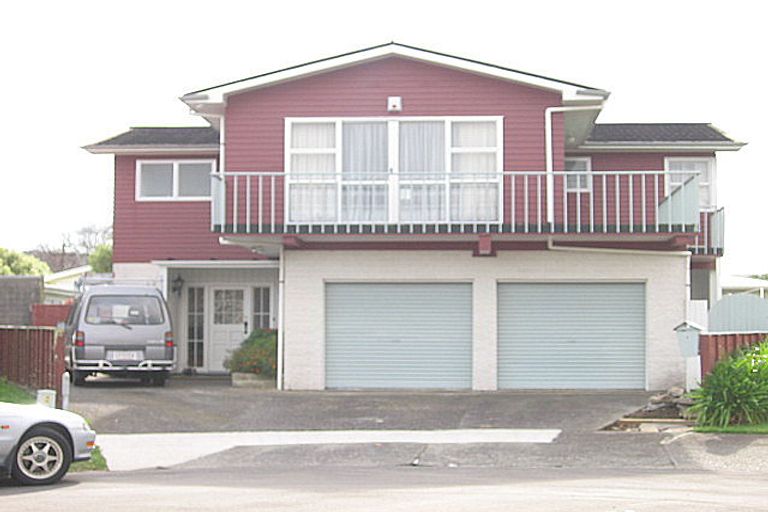 Photo of property in 5 Ferretti Grove, Avalon, Lower Hutt, 5011