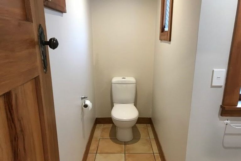 Photo of property in 31 Hardy Street, Waterloo, Lower Hutt, 5011