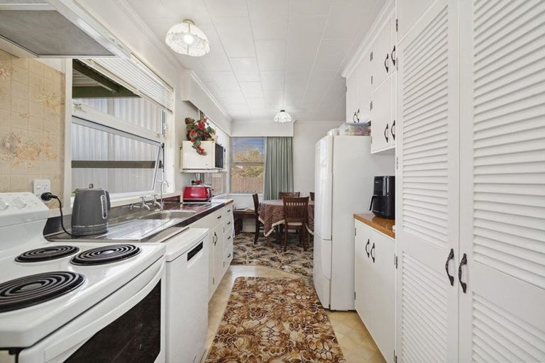 Photo of property in 19 Joanne Crescent, Pukehangi, Rotorua, 3015