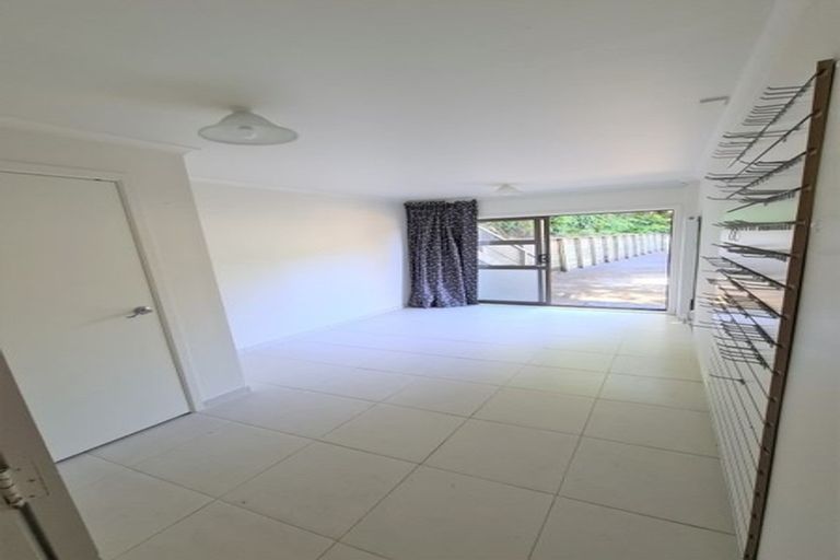 Photo of property in 113 Poplar Grove, Whalers Gate, New Plymouth, 4310