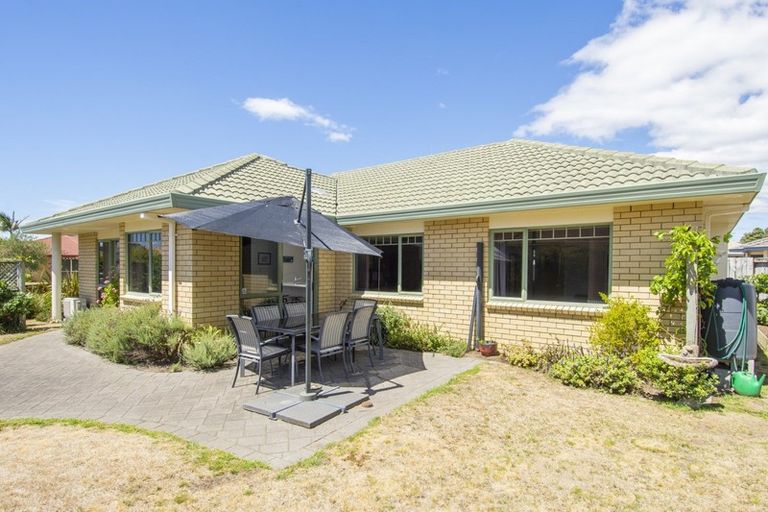 Photo of property in 21 Rosberg Place, Mount Maunganui, 3116