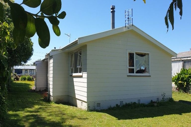 Photo of property in 39 Gloag Street, Waverley, 4510