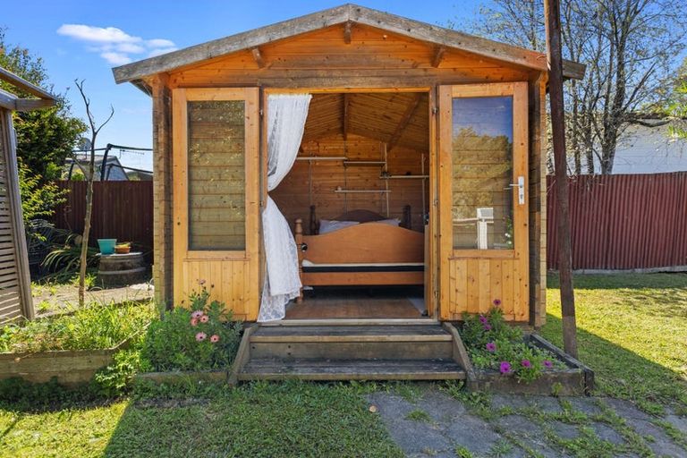 Photo of property in 15d Kaimai Place, Hairini, Tauranga, 3112