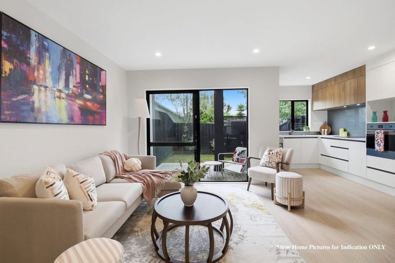 Photo of property in 4/7 Tapu Road, Huapai, Kumeu, 0810