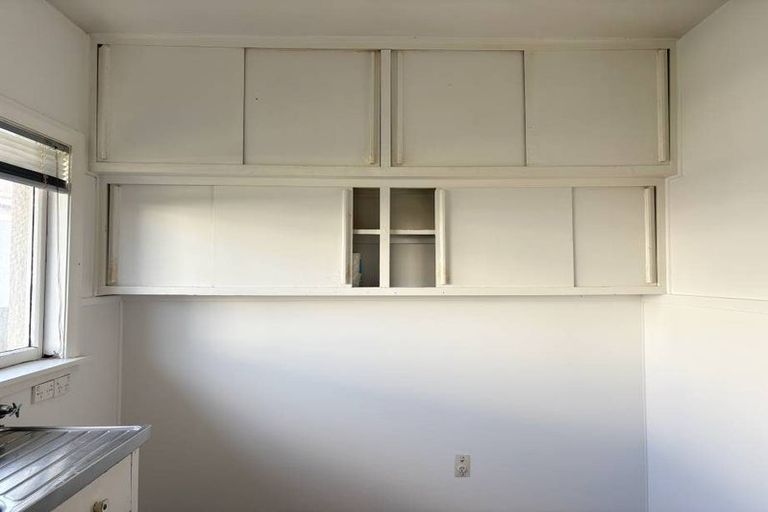 Photo of property in 8/23 Frederick Street, Waltham, Christchurch, 8011