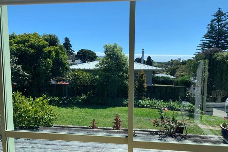 Photo of property in 58b Aorangi Road, Paraparaumu, 5032